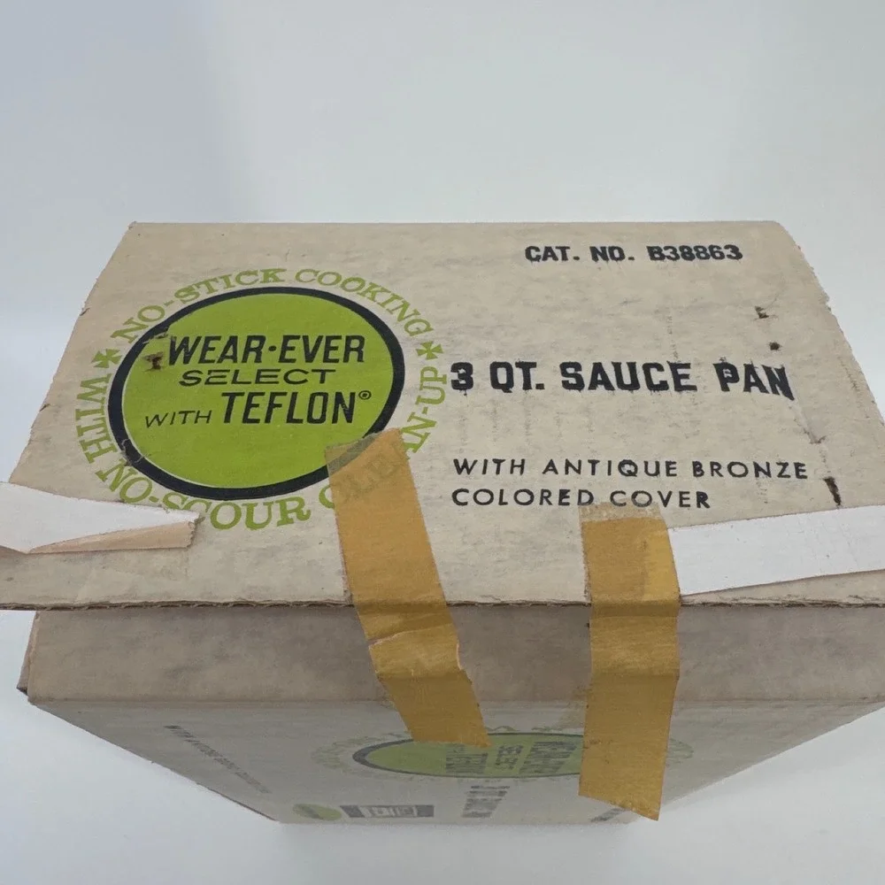 Wear-Ever Select Sauce Pan 3 Qt Bronze Non-Stick Teflon B38863 Vintage New